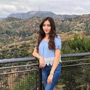 Meet your Posher, Daya